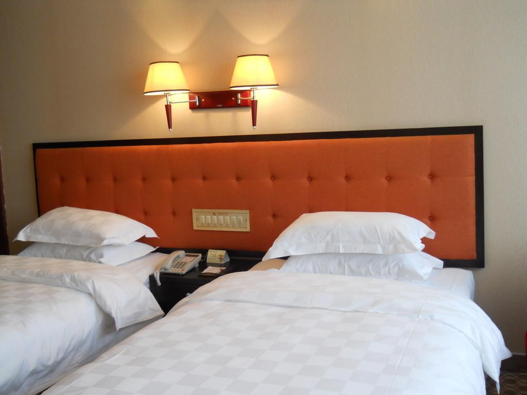 Yijing Holiday Hotel Yimeng Road Linyi  Ruang foto