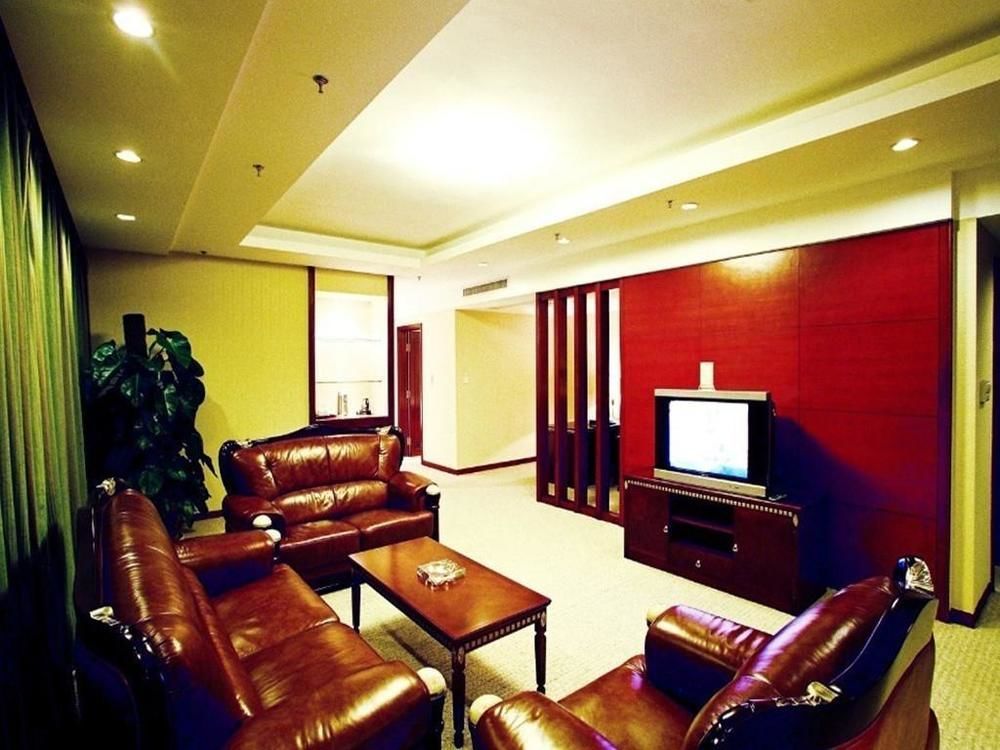 Yijing Holiday Hotel Yimeng Road Linyi  Bagian luar foto