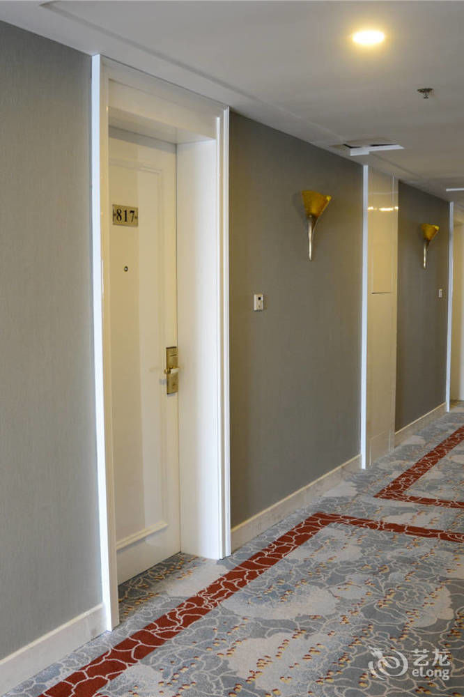 Yijing Holiday Hotel Yimeng Road Linyi  Bagian luar foto