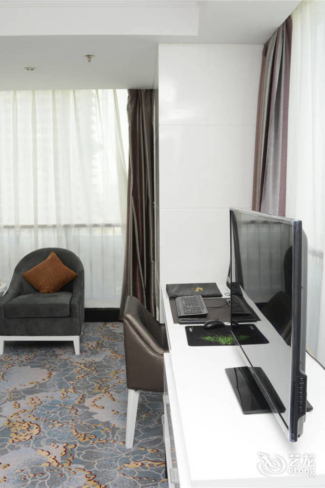 Yijing Holiday Hotel Yimeng Road Linyi  Bagian luar foto