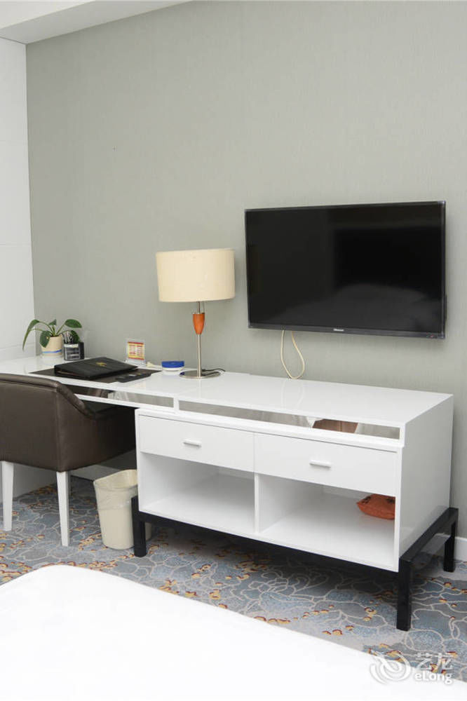Yijing Holiday Hotel Yimeng Road Linyi  Bagian luar foto
