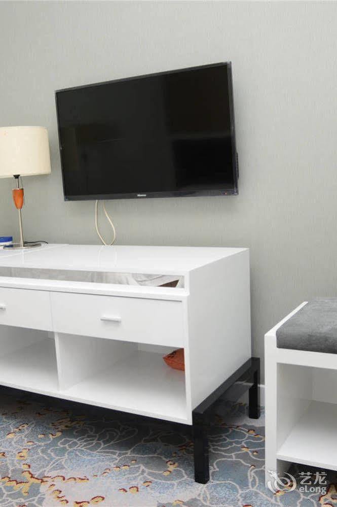 Yijing Holiday Hotel Yimeng Road Linyi  Bagian luar foto